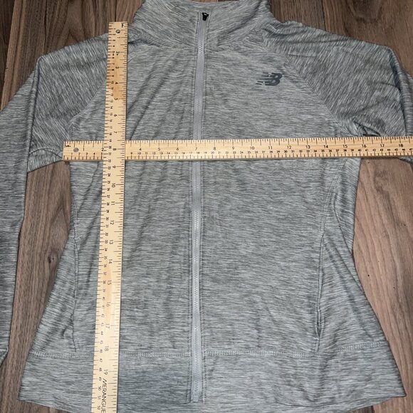 New Balance Light Sweater Size S | Good Condition - Picture 7 of 7
